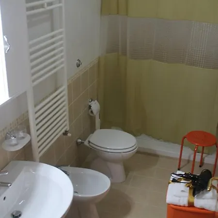 La Rosa Nel Cortile Bed & Breakfast Amorosi